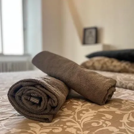 Appartement Cosy Rent Orangerie Tv Wifi Cathedrale