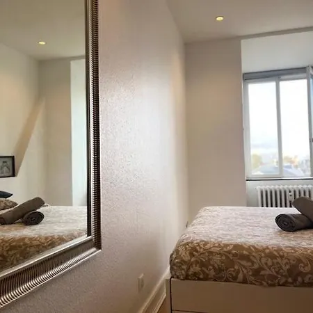 Apartment Cosy Rent Orangerie Tv Wifi Cathedrale *